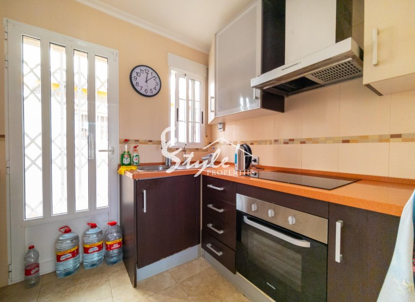 Resale - Villa - Torrevieja - La Mata