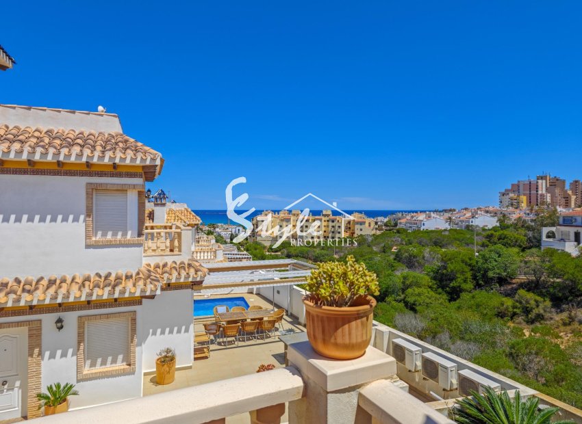 Resale - Villa - Torrevieja - La Mata