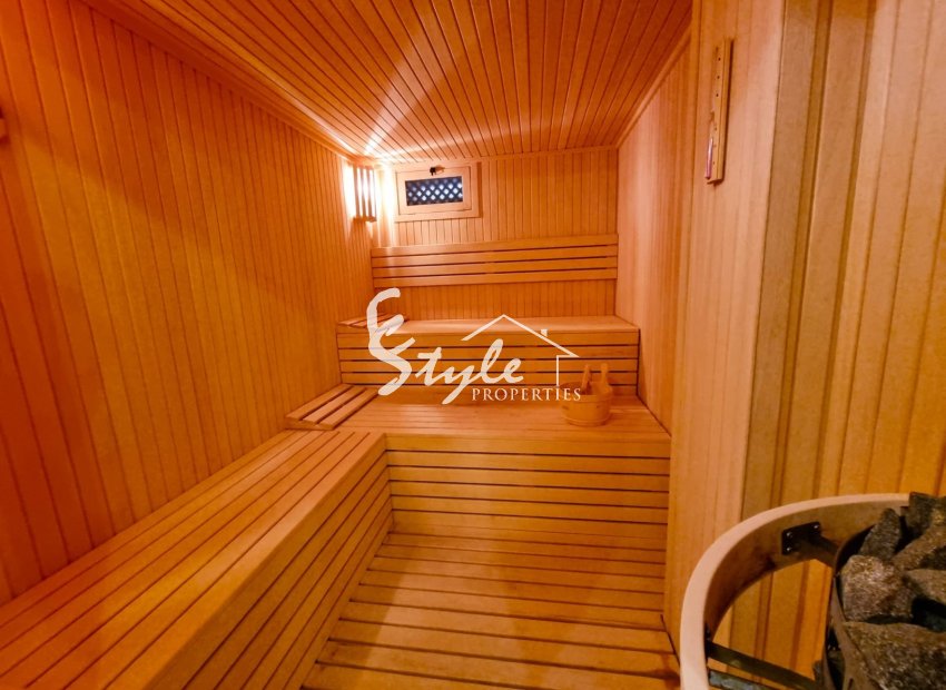 Resale - Villa - Torrevieja - La Mata