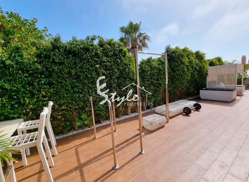 Resale - Villa - Torrevieja - La Mata