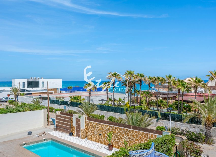 Resale - Villa - Torrevieja - La Mata