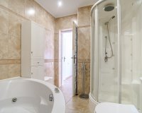 Resale - Villa - Torrevieja - La Siesta