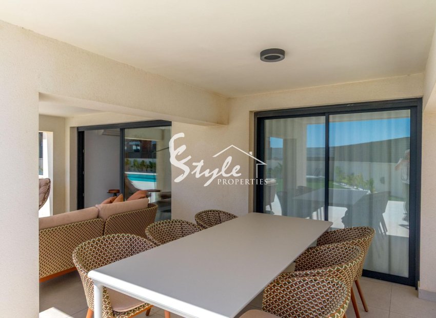 Resale - Villa - Torrevieja - La Veleta