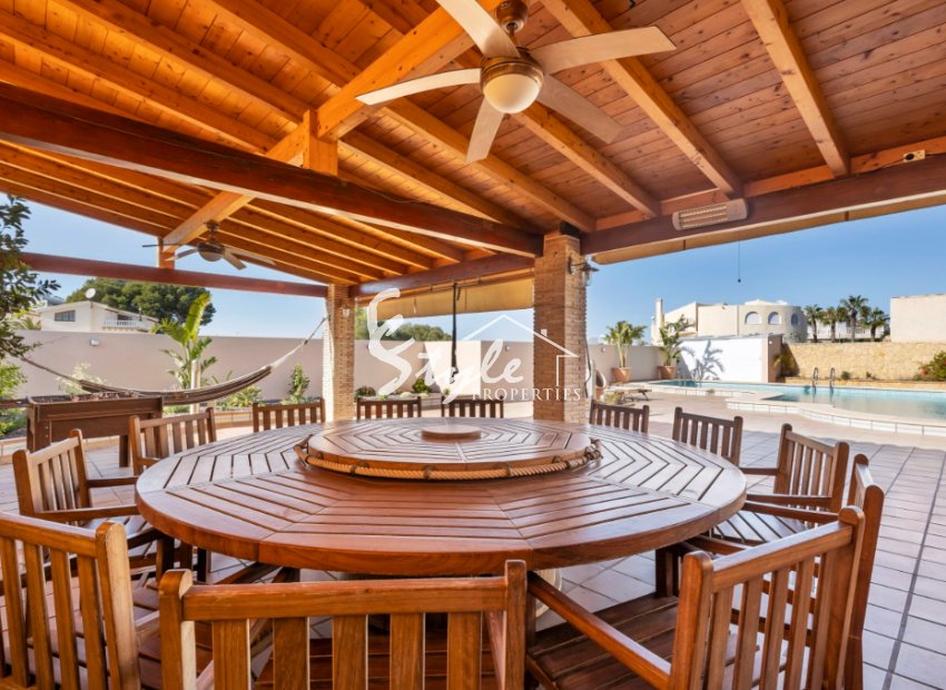 Resale - Villa - Torrevieja - Los Altos