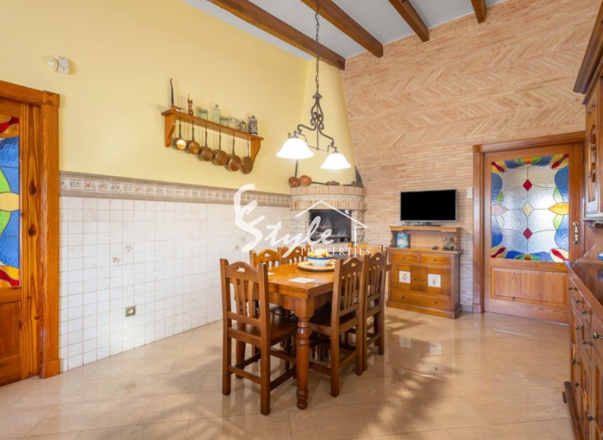 Resale - Villa - Torrevieja - Los Altos