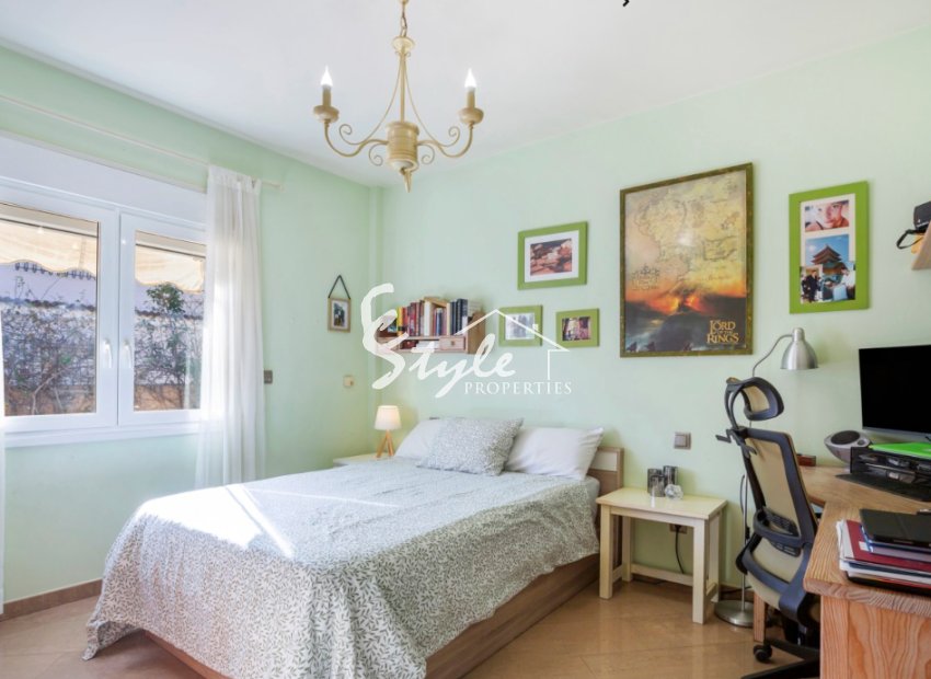 Resale - Villa - Torrevieja - Los Altos