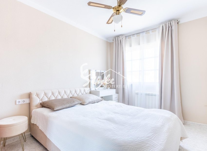 Resale - Villa - Torrevieja - Los Balcones - Los Altos del Edén