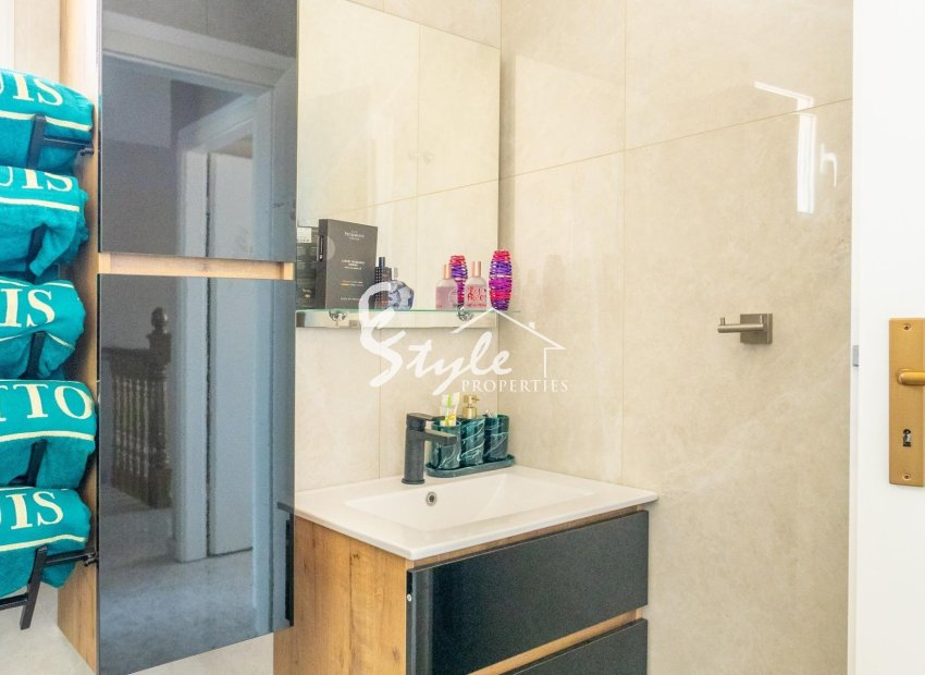 Resale - Villa - Torrevieja - Los Balcones - Los Altos del Edén