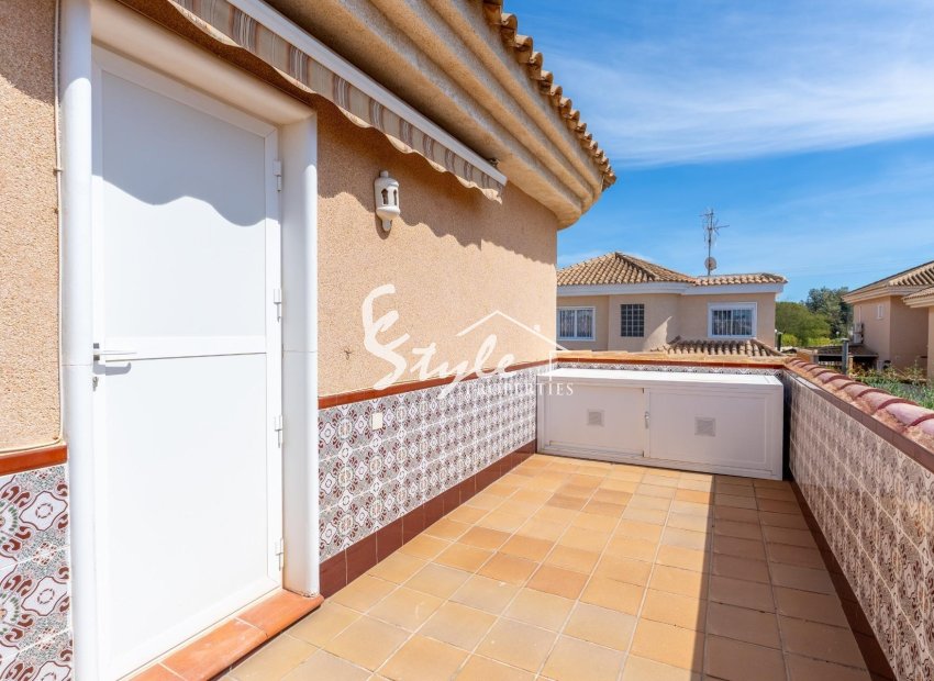 Resale - Villa - Torrevieja - Los Balcones - Los Altos del Edén