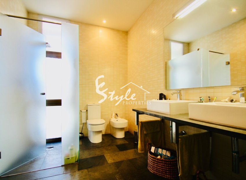 Resale - Villa - Torrevieja - Los Balcones