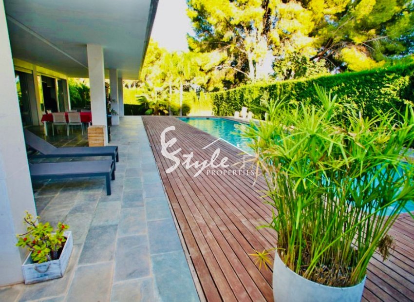 Resale - Villa - Torrevieja - Los Balcones