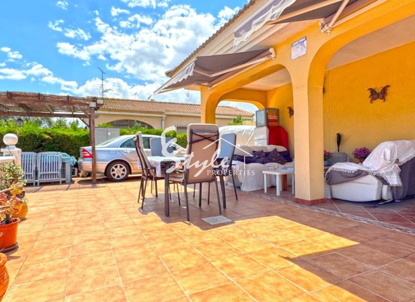 Resale - Villa - Torrevieja - Los Balcones