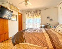 Resale - Villa - Torrevieja - Los Balcones