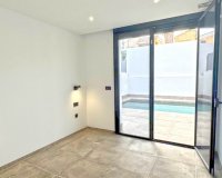 Resale - Villa - Torrevieja - Los Balcones