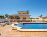 Resale - Villa - Torrevieja - Los Balcones