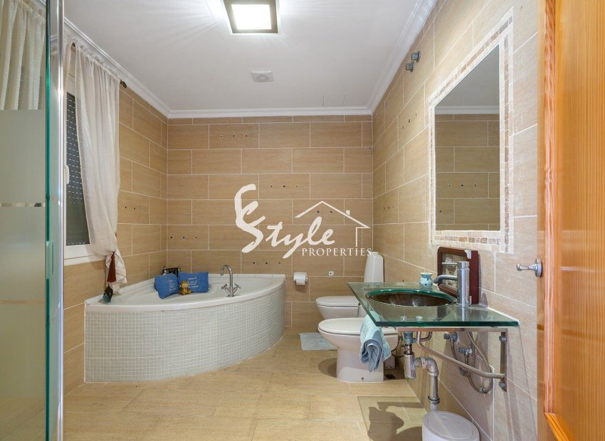 Resale - Villa - Torrevieja - Los Balcones