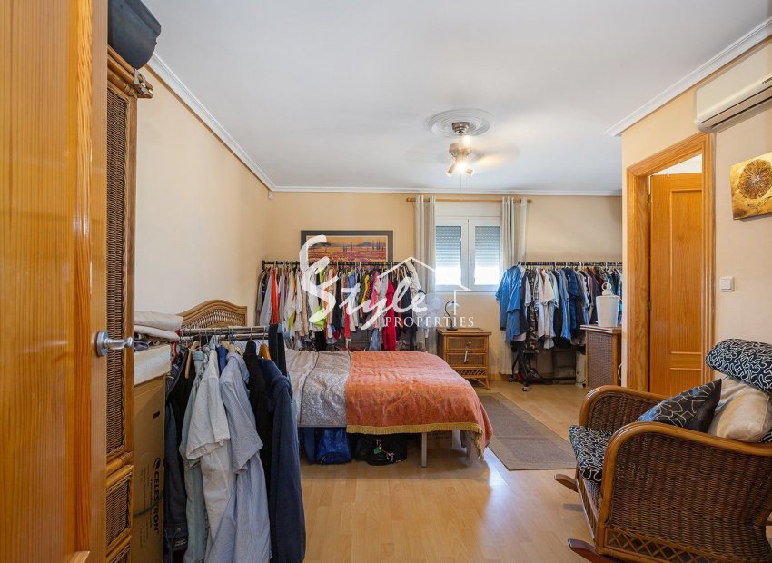 Resale - Villa - Torrevieja - Los Balcones