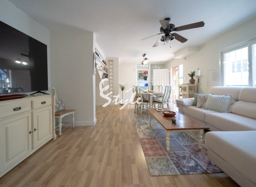 Resale - Villa - Torrevieja - Los Balcones