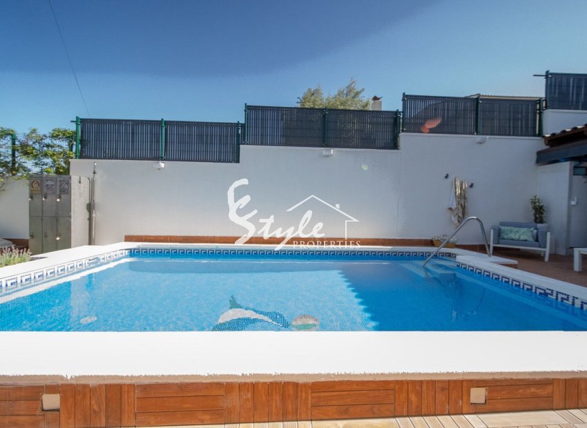 Resale - Villa - Torrevieja - Los Balcones