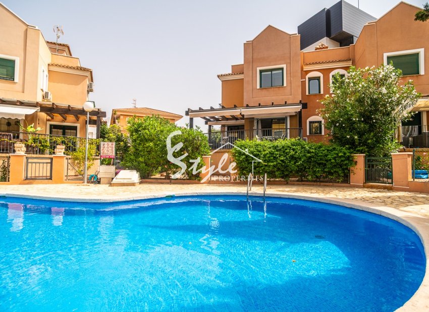 Resale - Villa - Torrevieja - Los Balcones