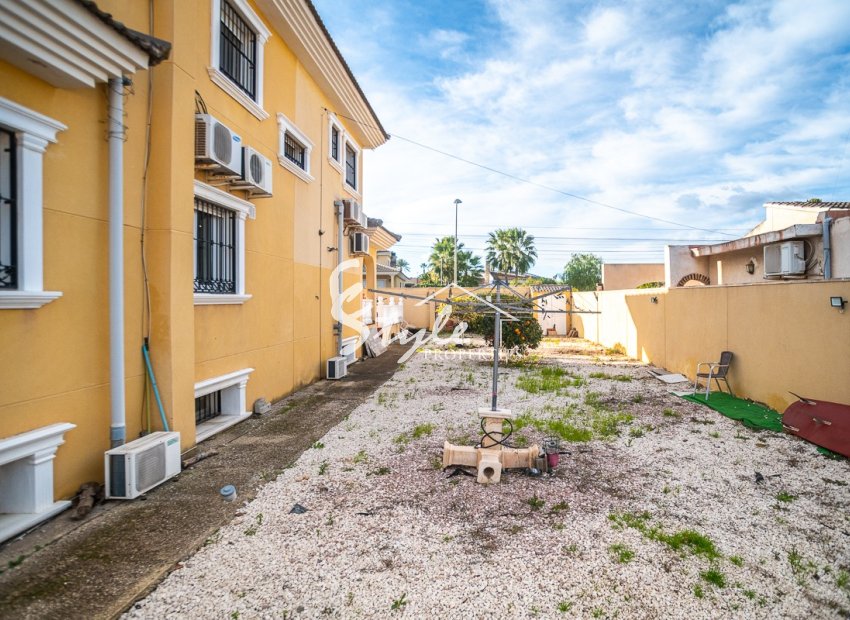 Resale - Villa - Torrevieja - Los Balcones