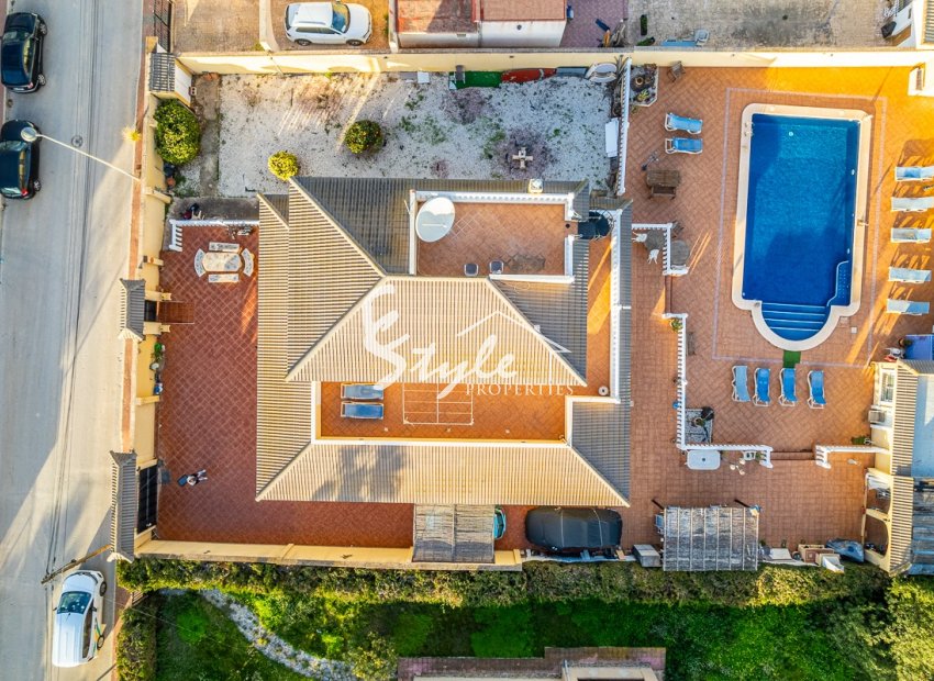 Resale - Villa - Torrevieja - Los Balcones