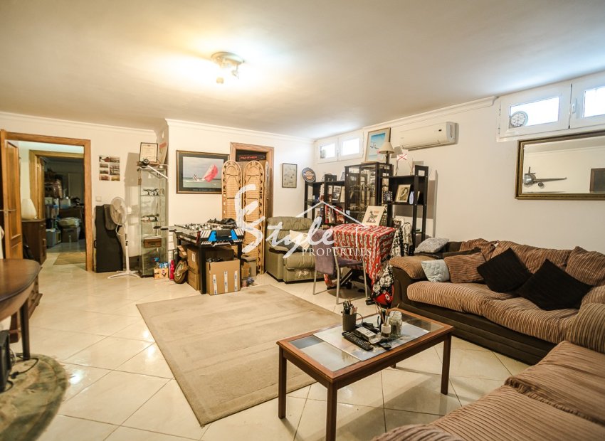 Resale - Villa - Torrevieja - Los Balcones