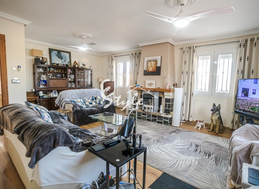 Resale - Villa - Torrevieja - Los Balcones