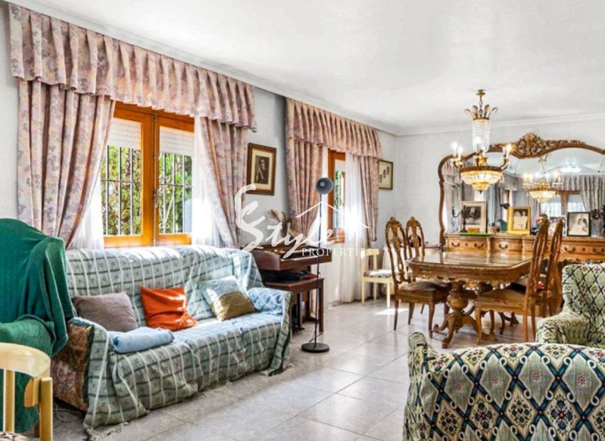 Resale - Villa - Torrevieja - Los Balcones