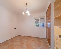 Resale - Villa - Torrevieja - Orihuela costa