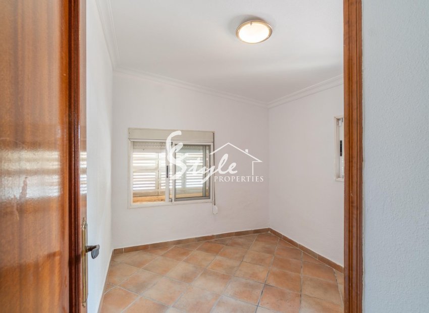 Resale - Villa - Torrevieja - Orihuela costa
