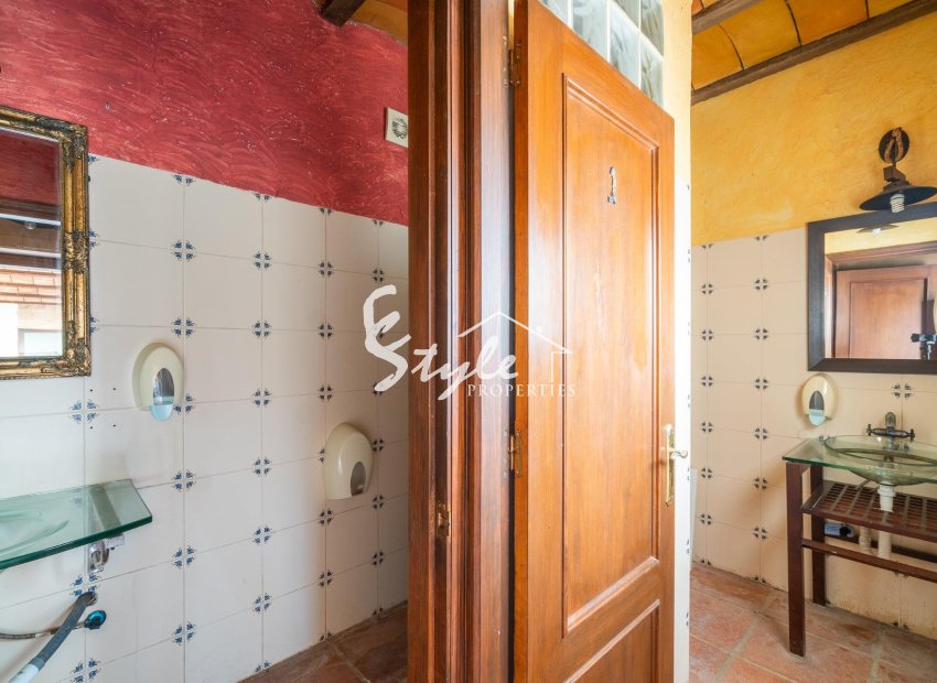 Resale - Villa - Torrevieja - Orihuela costa