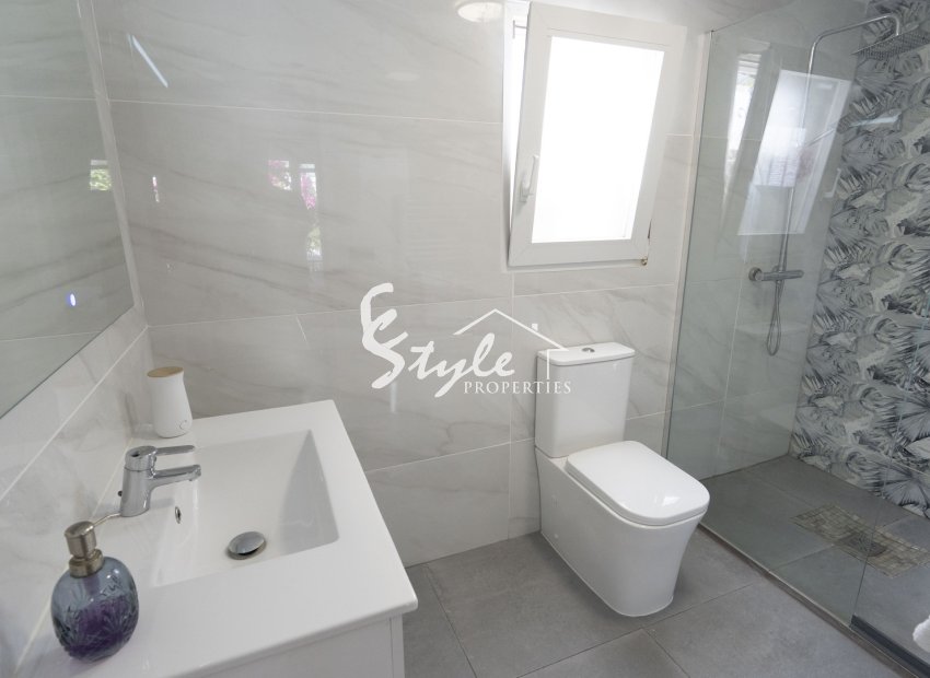 Resale - Villa - Torrevieja - San luis