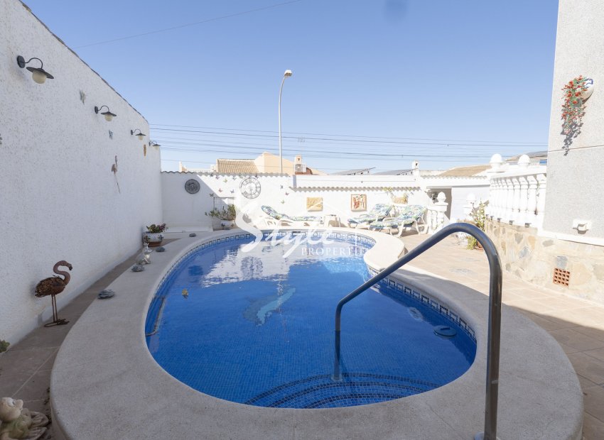 Resale - Villa - Torrevieja - San luis