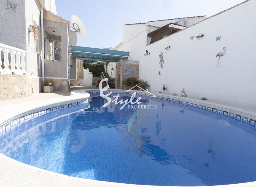 Resale - Villa - Torrevieja - San luis