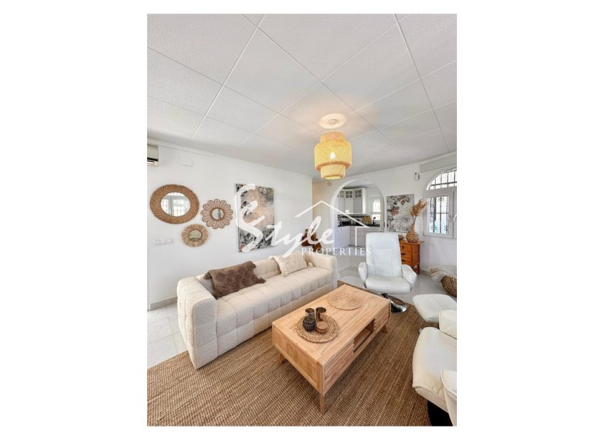 Resale - Villa - Torrevieja - San luis