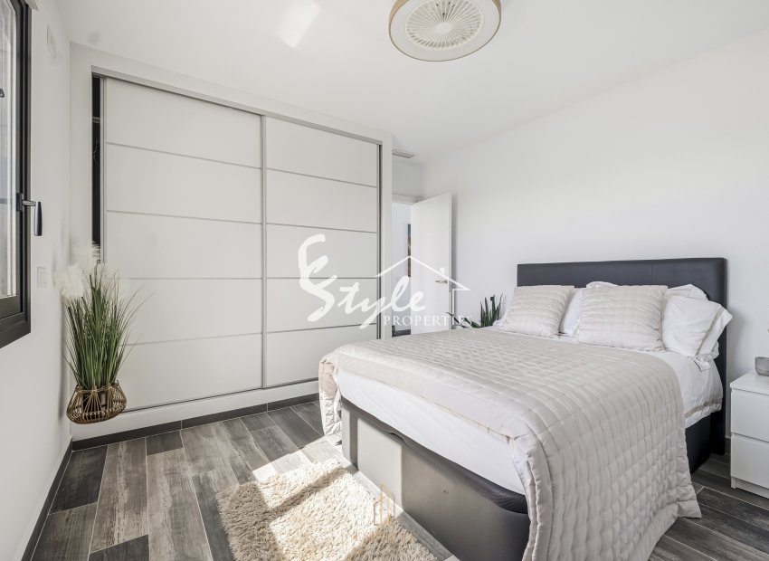 Resale - Villa - Torrevieja - San Luis