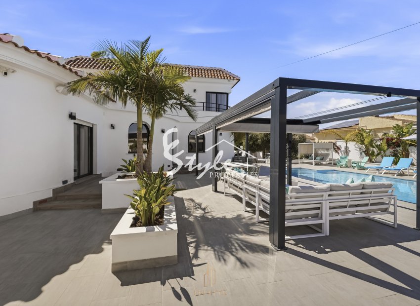 Resale - Villa - Torrevieja - San Luis