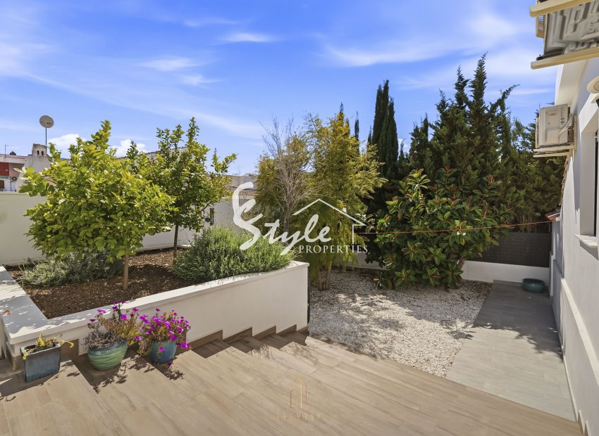 Resale - Villa - Torrevieja - San Luis