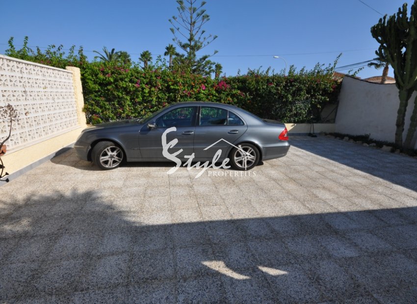 Resale - Villa - Torrevieja - San Luis