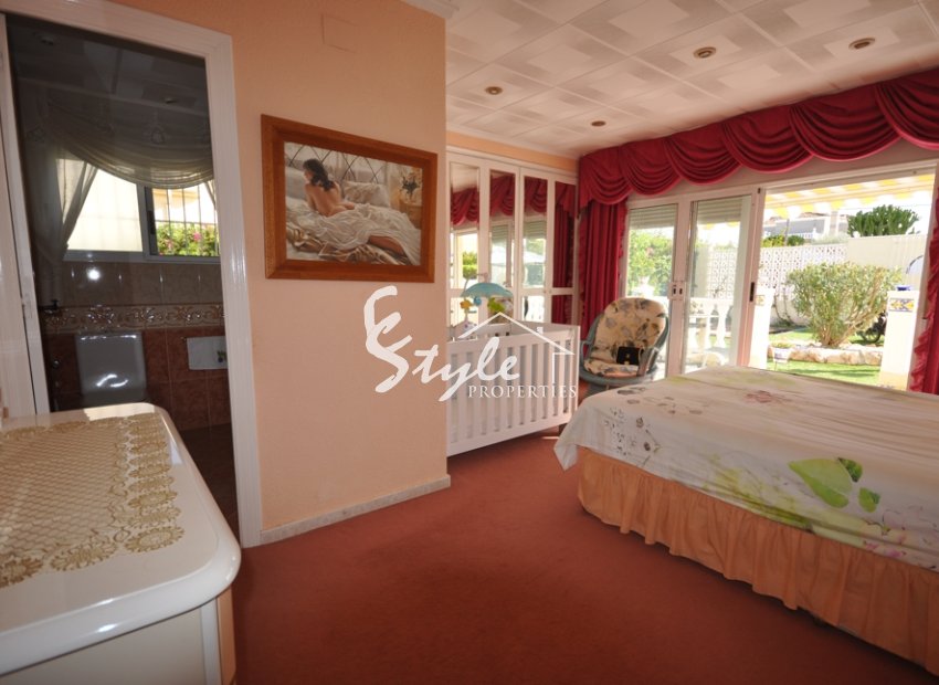 Resale - Villa - Torrevieja - San Luis