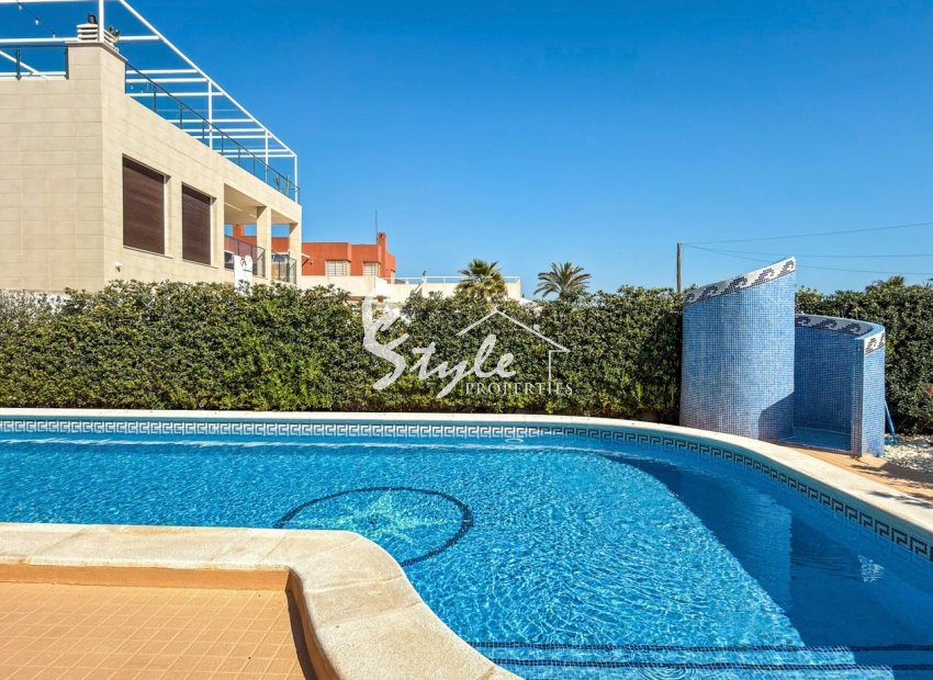 Resale - Villa - Torrevieja - Torrelamata - La Mata
