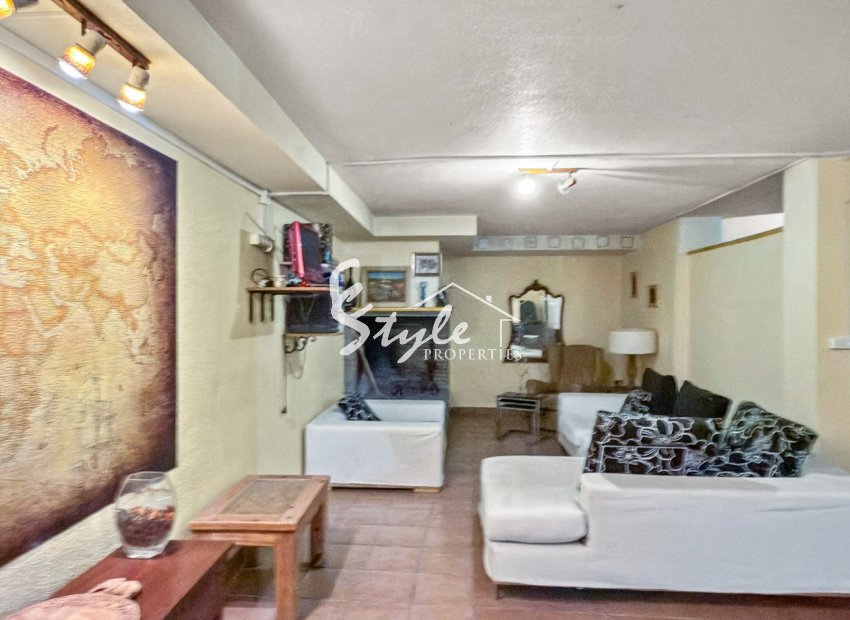 Resale - Villa - Torrevieja - Torrelamata - La Mata