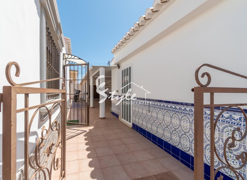 Resale - Villa - Torrevieja - Torreta florida