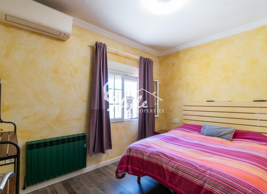 Resale - Villa - Torrevieja - Torreta florida