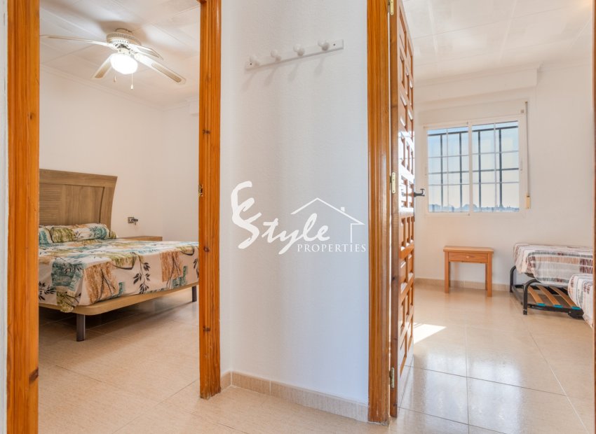 Resale - Villa - Torrevieja - Urbanización San Luis