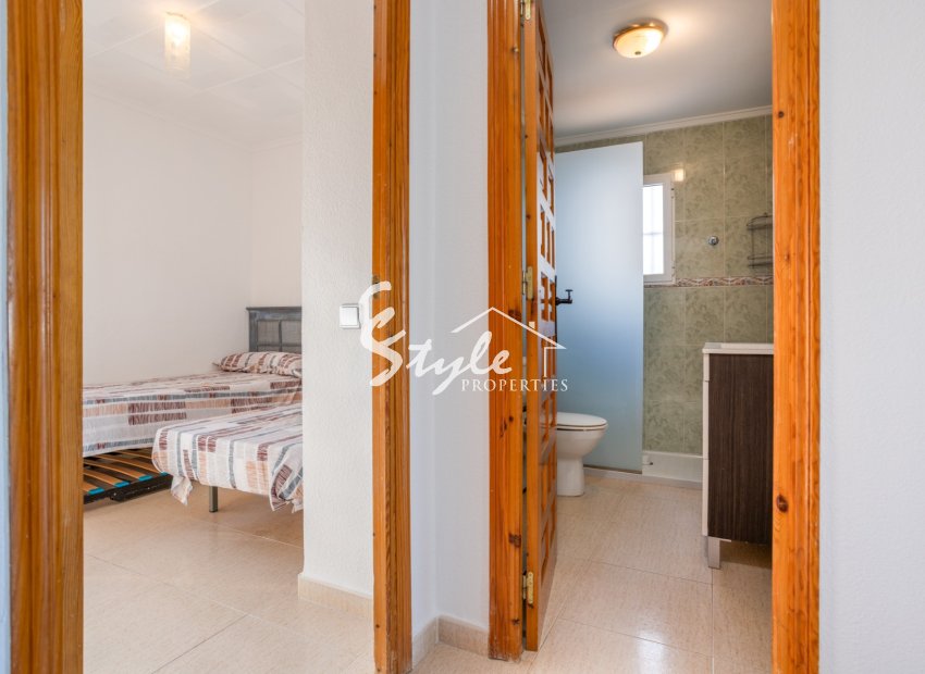 Resale - Villa - Torrevieja - Urbanización San Luis