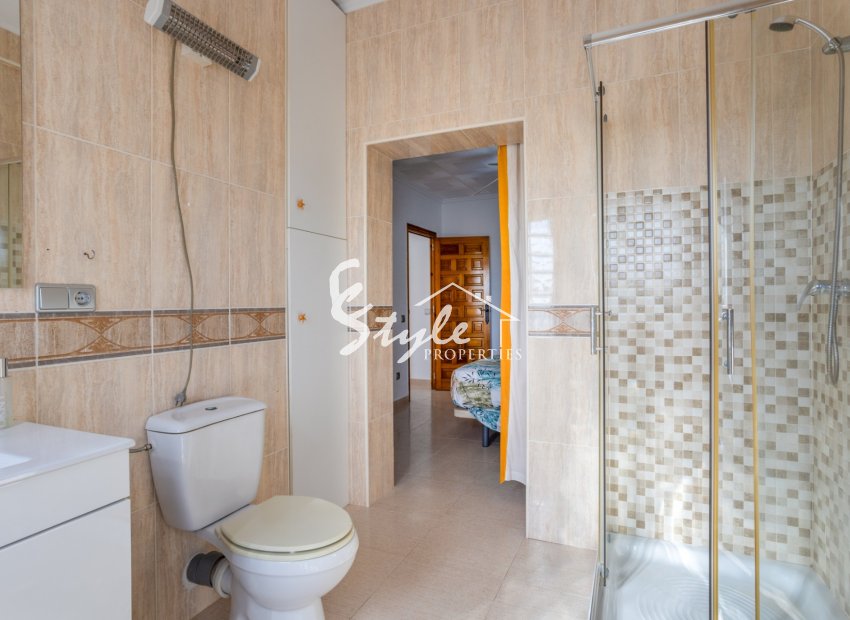 Resale - Villa - Torrevieja - Urbanización San Luis