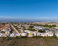 Resale - Villa - Torrevieja - Urbanización San Luis