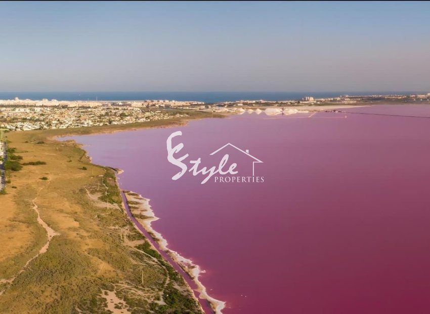 Resale - Villa - Torrevieja